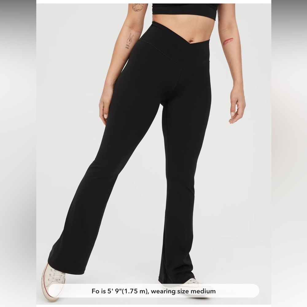 NWT Offline By Aerie Real Me High Waisted Crossover Flare Legging
